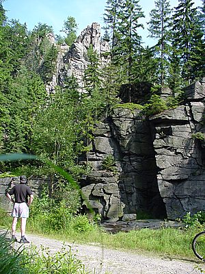Teufelsmauer im Schwarzwassertal